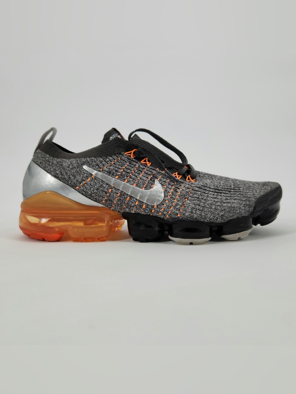 Nike Air VaporMax Flyknit AJ6900-024 Men's Sneakers Size 11
